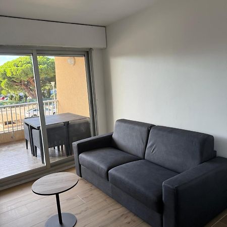 Super Studio Climatise Sur Le Port De Hyeres Apartment Екстериор снимка